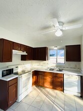 7211 Winding Trace Dr in Houston, TX - Building Photo - Building Photo