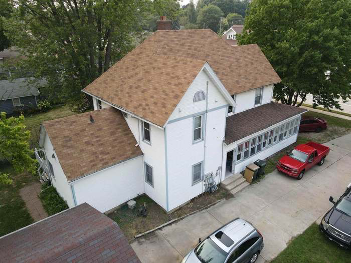 311 W Main St in Sun Prairie, WI - Building Photo