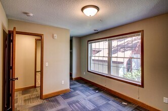 1208 Como Ave SE in Minneapolis, MN - Foto de edificio - Building Photo