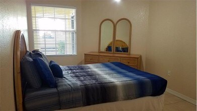 124 SW Peacock Blvd in Port St. Lucie, FL - Building Photo - Building Photo