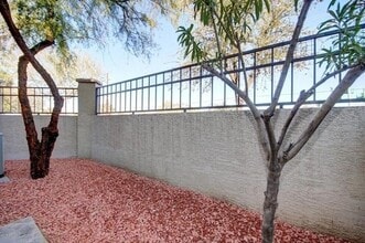 2027 E University Dr-Unit -UNIT 101 in Tempe, AZ - Building Photo - Building Photo