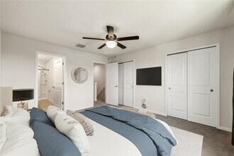 5489 Elmview Xing in Wesley Chapel, FL - Building Photo - Building Photo