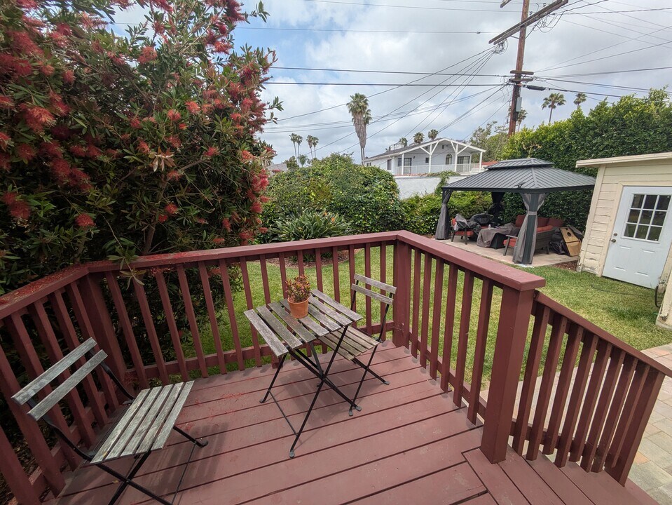 607 N Formosa Ave, Unit A in Los Angeles, CA - Building Photo