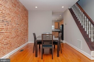 224 N Milton Ave in Baltimore, MD - Building Photo - Building Photo
