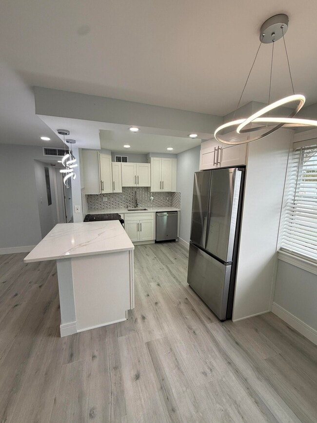 216 Normandy Ln in Delray Beach, FL - Building Photo - Building Photo