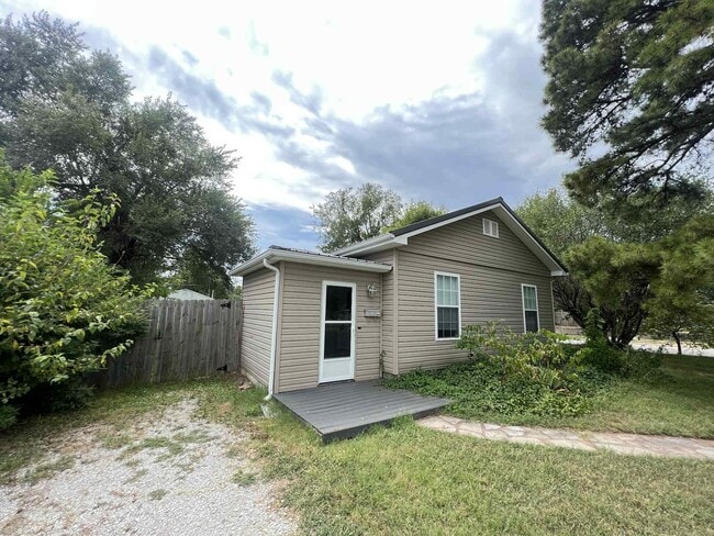 property at 3102 E 8th St
