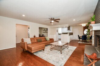10809 Colony Wood Pl in Spring, TX - Building Photo - Building Photo