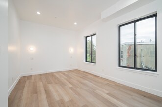 4432 Lancaster Ave in Philadelphia, PA - Building Photo - Building Photo
