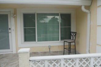 871 SW 63rd Terrace in North Lauderdale, FL - Building Photo - Building Photo