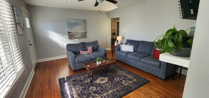 516 S Main St in Belmont, NC - Foto de edificio - Building Photo