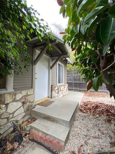 649 Santa Clara Ave, Unit 649 1/2 in Venice, CA - Foto de edificio - Building Photo