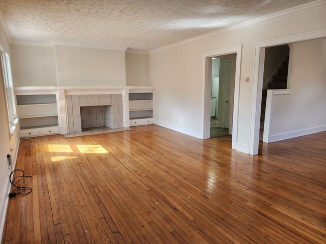 3387 Washington Blvd in Cleveland Heights, OH - Building Photo - Building Photo