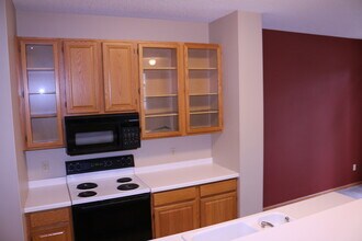 2696 Mallard Dr in Woodbury, MN - Building Photo - Building Photo