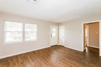 1202 Trimm Ave in Pasadena, TX - Building Photo - Building Photo