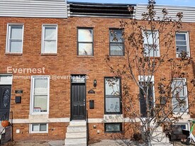 2608 Fleet St in Baltimore, MD - Building Photo