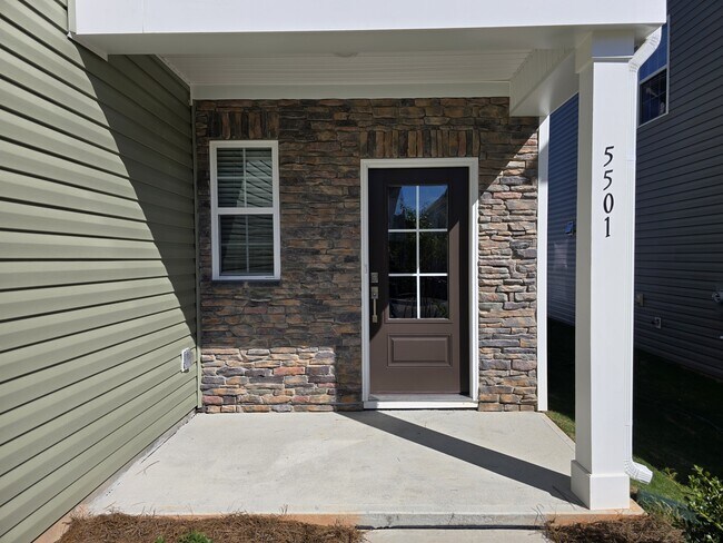 5501 Hydrangea St in Winston-Salem, NC - Building Photo - Building Photo