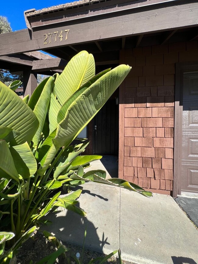 27747 Tierra Vista Rd in Temecula, CA - Building Photo - Building Photo
