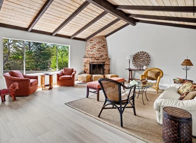 5 Stratford Pl in Monterey, CA - Building Photo - Building Photo