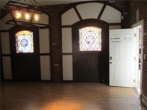 17 Van Houten St-Unit -1 in Haverstraw, NY - Building Photo - Building Photo