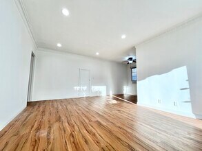 1142 S Bedford St in Los Angeles, CA - Building Photo - Building Photo