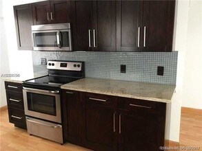 290 Racquet Club Rd-Unit -20 in Weston, FL - Building Photo - Building Photo