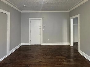 418-418 Leslie St in Newark, NJ - Foto de edificio - Building Photo