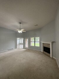 7834 Jills Creek Dr in Bartlett, TN - Foto de edificio - Building Photo