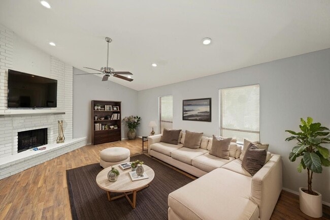 property at 6811 Tara Blue Ridge Dr