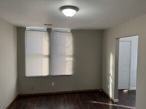 401-407 Gilbert St-Unit -403 in Columbus, OH - Building Photo - Building Photo
