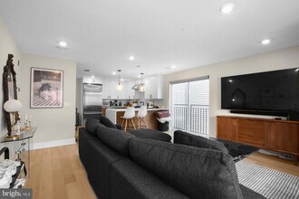 750 N 19th St in Philadelphia, PA - Building Photo - Building Photo