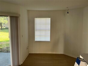 7350 Westpointe Blvd in Orlando, FL - Foto de edificio - Building Photo