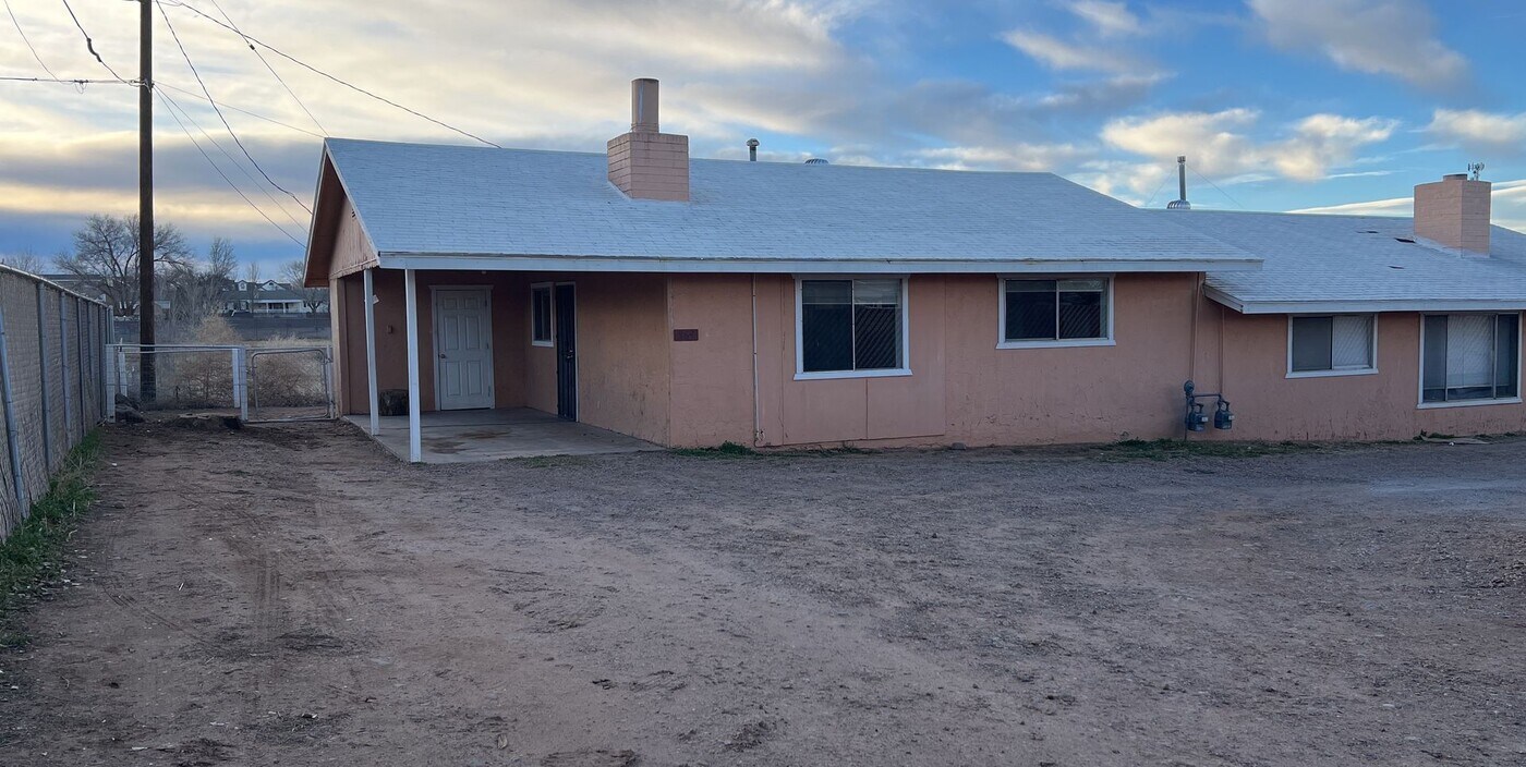 582-584 S 4th W St in Snowflake, AZ - Building Photo