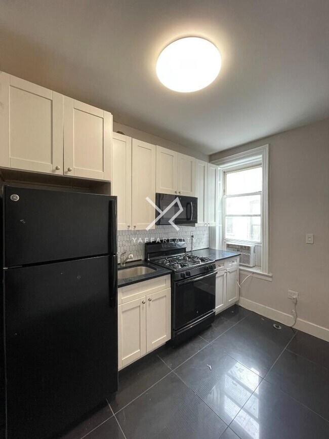 784 St Johns Pl in Brooklyn, NY - Building Photo - Building Photo