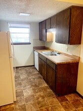 1205 Henryetta St in Springdale, AR - Building Photo - Building Photo