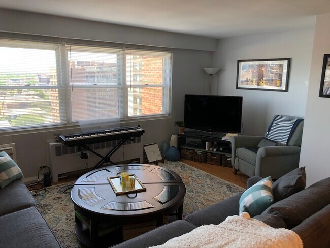 2909 N Sheridan Rd in Chicago, IL - Building Photo - Building Photo