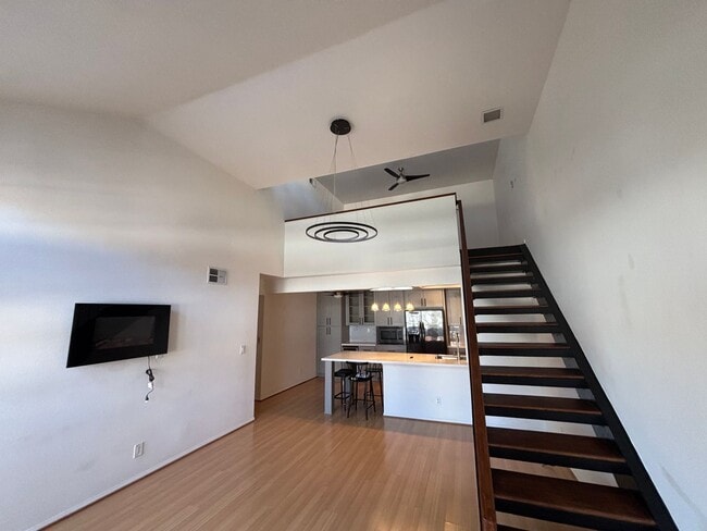 27368 Young Dr in Laguna Niguel, CA - Foto de edificio - Building Photo