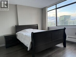 6611 Minoru Blvd in Richmond, BC - Building Photo - Building Photo