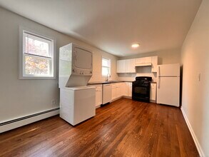196 Franklin St in Stamford, CT - Building Photo - Building Photo