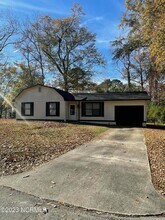 1002 Stillwood Cir in Jacksonville, NC - Building Photo - Building Photo
