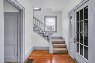 1309 St Marys Blvd in Jefferson City, MO - Building Photo