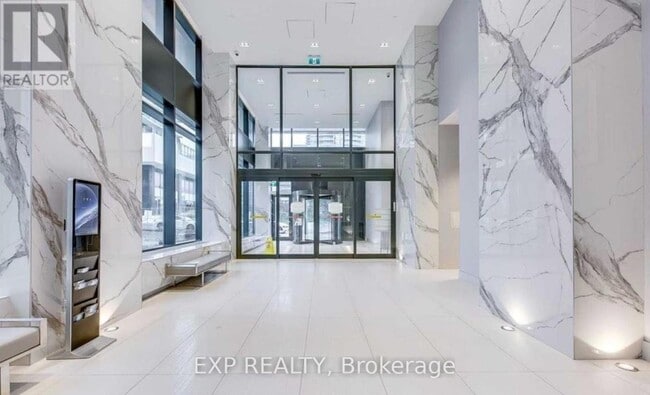 30 Shore Breeze Dr in Toronto, ON - Building Photo - Building Photo