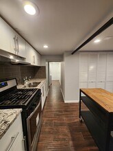 3055 N Lockwood Ave in Chicago, IL - Building Photo - Building Photo