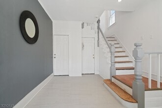 86 Maple Ave in Montclair, NJ - Building Photo - Building Photo