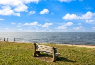 10 W View Rd in Old Saybrook, CT - Building Photo - Building Photo