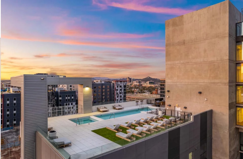 The Malibu in Tucson, AZ - Building Photo