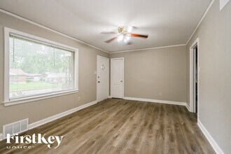 1493 Fox St in Memphis, TN - Building Photo - Building Photo