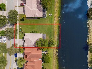 18866 SW 28th Ct in Miramar, FL - Building Photo - Building Photo