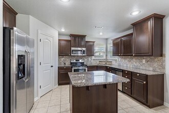 6210 S 38th St in Rogers, AR - Building Photo - Building Photo