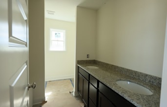 128 Enclave Ct in Statesboro, GA - Building Photo - Building Photo