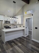 6515 Keokuk Ave, Unit ADU in Winnetka, CA - Building Photo